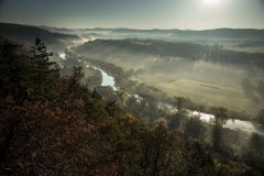 Aussicht-auf-den-Berounka-Fluss-bei-Zvikovec